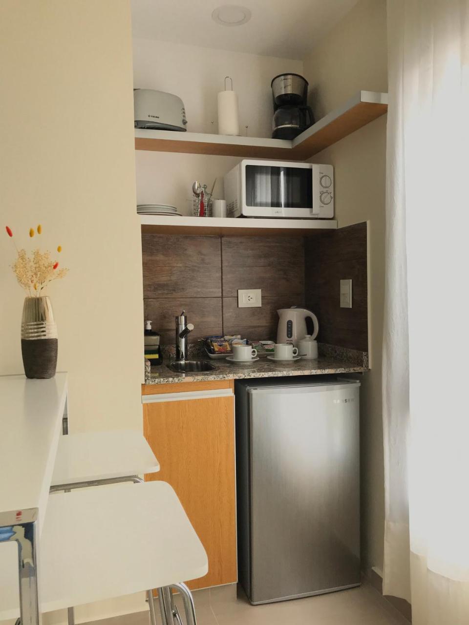 Illia 121 Apart Hotel Neuquén Eksteriør billede