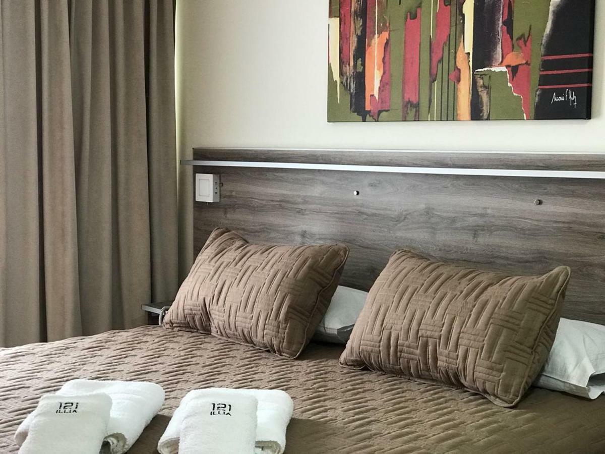 Illia 121 Apart Hotel Neuquén Eksteriør billede